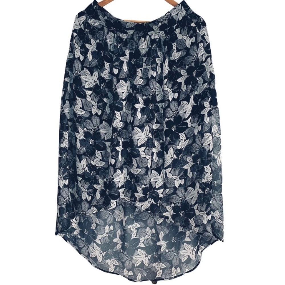 The Korner High Low Hem Chiffon Flowy Skirt Black White Semi Casual.